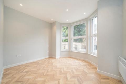 1 bedroom flat to rent, Anerley Hill, London SE19