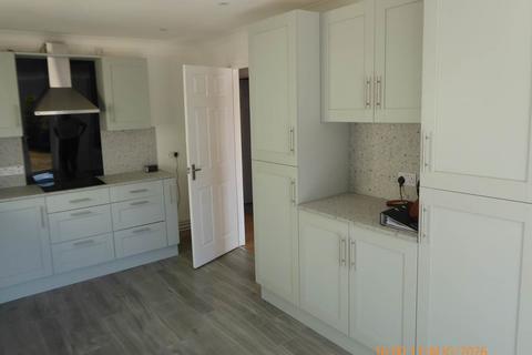 2 bedroom detached bungalow to rent, Porthyrhyd, ,