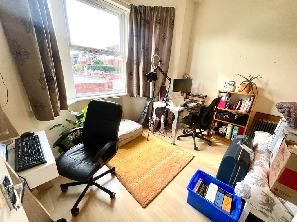 Apartment in Manchester - View 5
