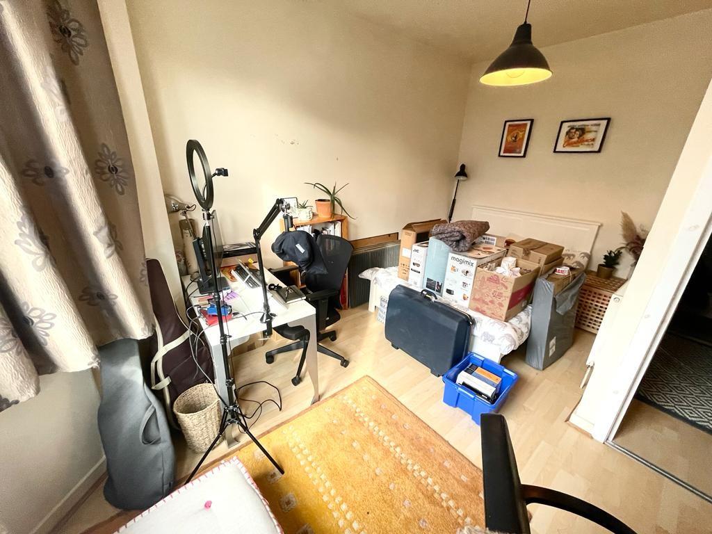 Apartment in Manchester - More