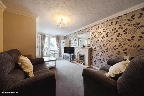 2 bedroom retirement property for sale, Station Road, Addlestone, KT15