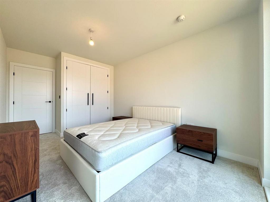 Apartment in Birmingham, Vauxhall - More