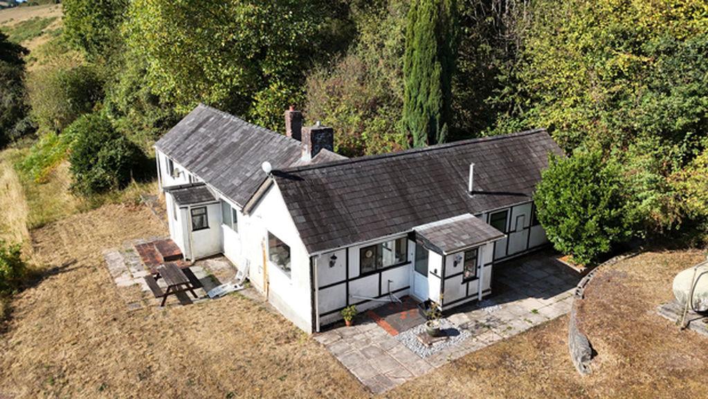 Llandyfaelog, Kidwelly - View 2