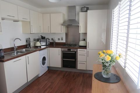 3 bedroom house to rent, Gibson Way, PENARTH