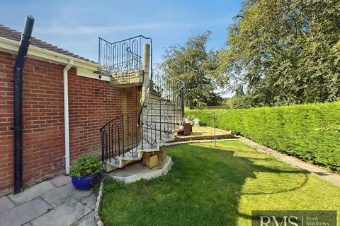 3 bedroom bungalow for sale, Sherwood Place, Newcastle Upon Tyne NE3