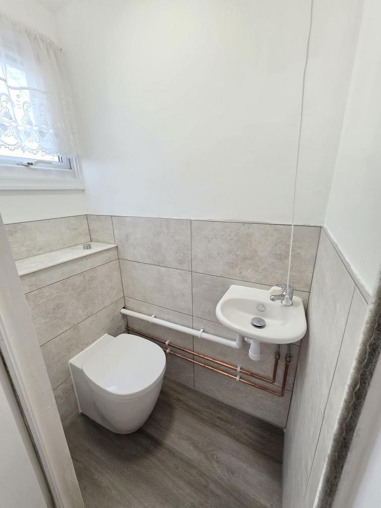 House in London - View 4