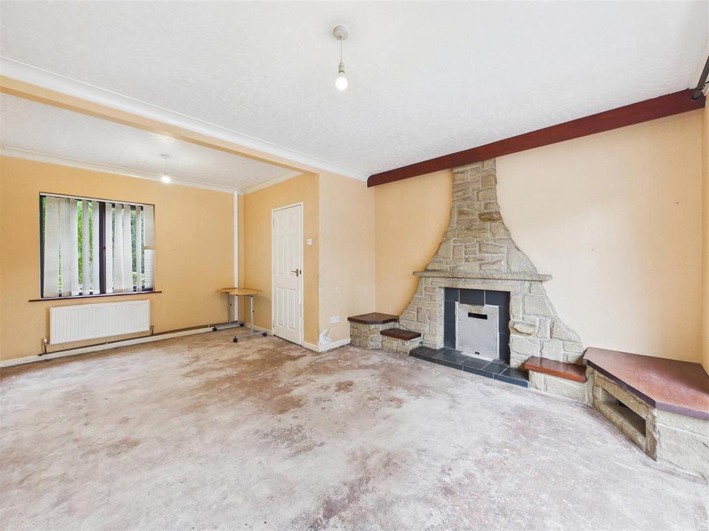 House in Dronfield - View 5