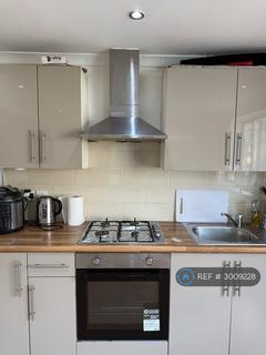 1 bedroom flat to rent, Hoe St, London, E17