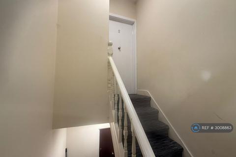 1 bedroom flat to rent, Woodville Road, Thornton Heath, CR7