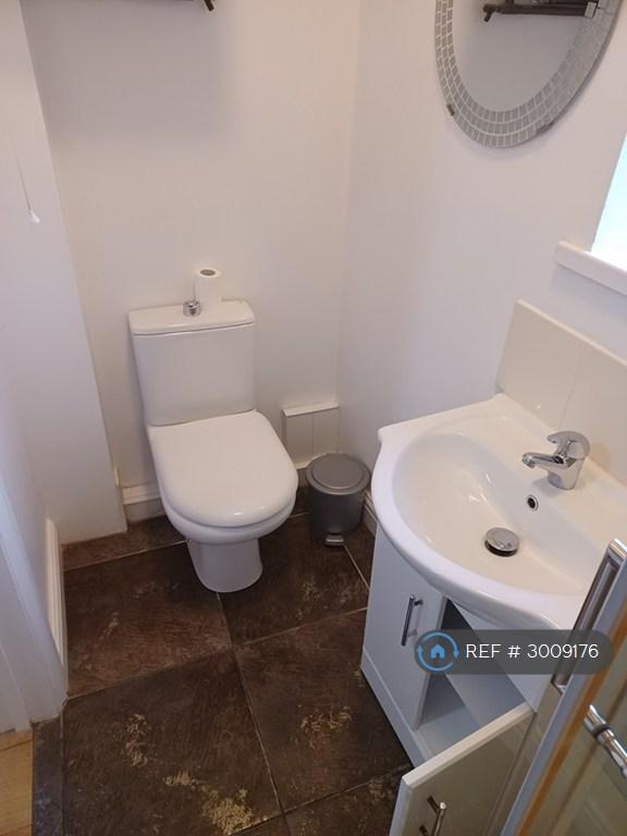 Apartment in Cardiff - More