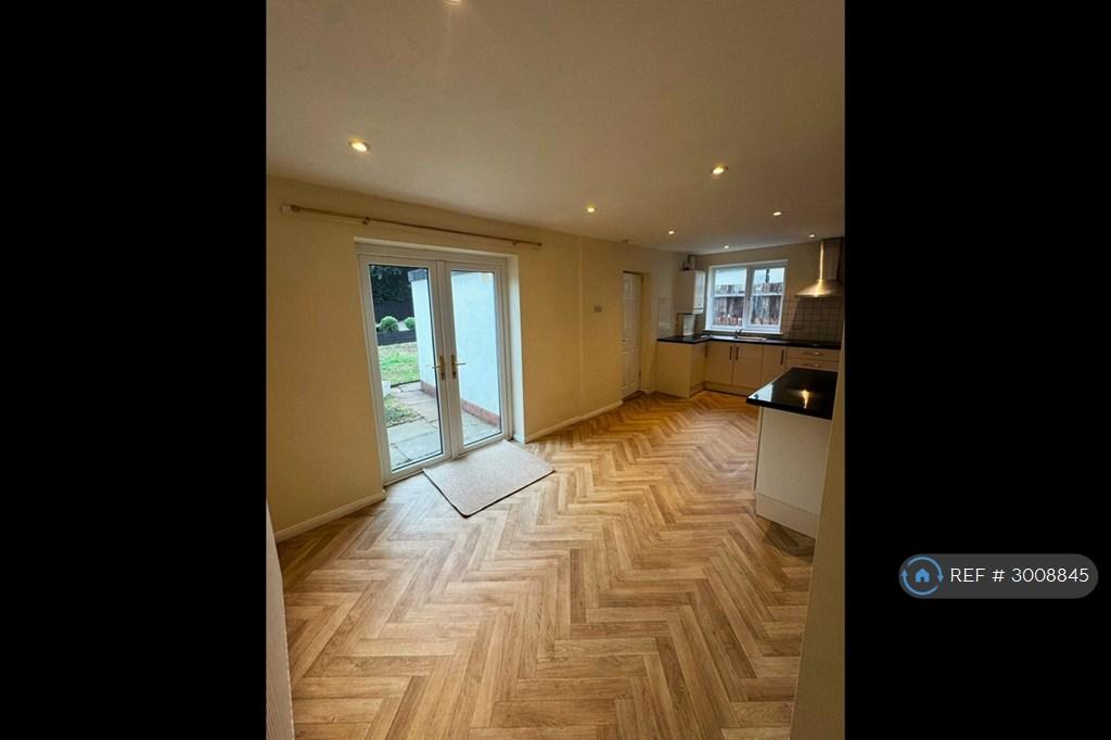 House in Newcastle upon Tyne, Tyne and Wear - View 4