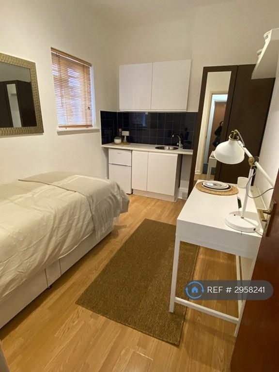 House in London - More