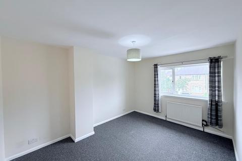 3 bedroom house to rent, Listowel Crescent, Nottingham, NG11