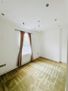 3 bedroom terraced house to rent, Smeaton Road, Woodford Green IG8