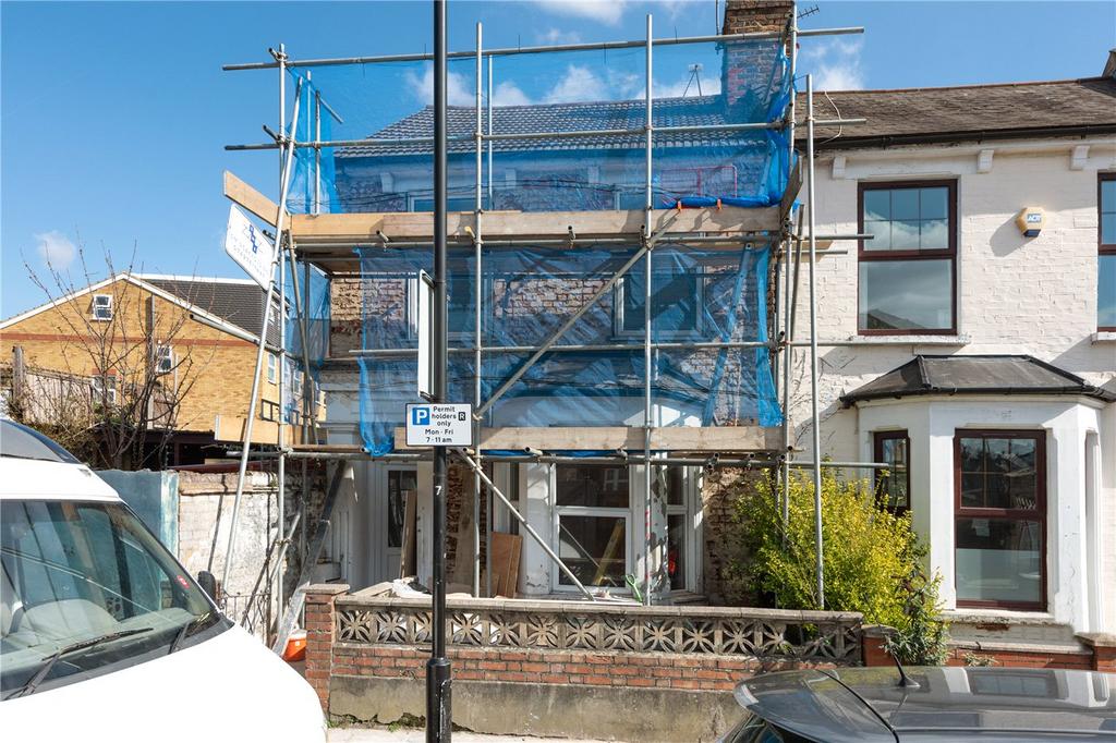 House in London - View 2