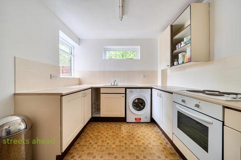 undefined, Hurst Road, Croydon, CR0