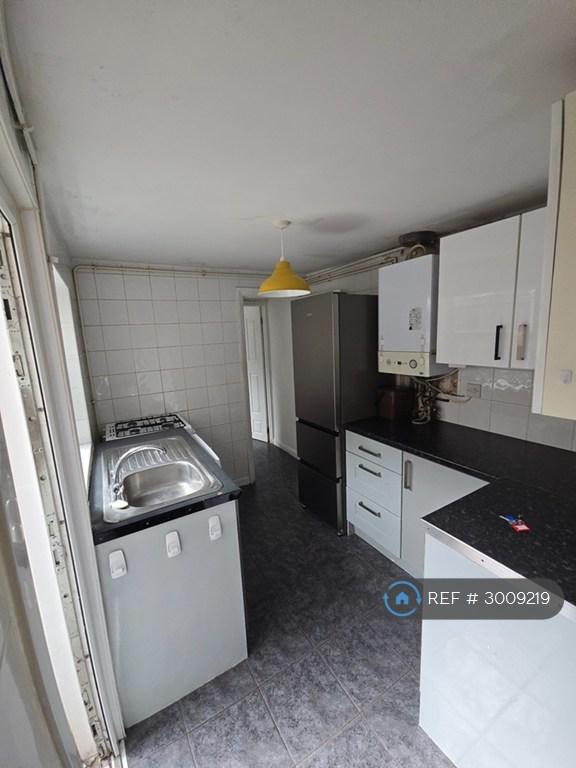 House in London - View 3