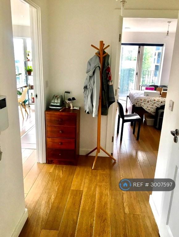 Apartment in London - View 3