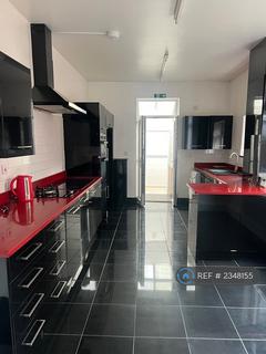 3 bedroom terraced house to rent, Hartington Road, Bolton, BL1