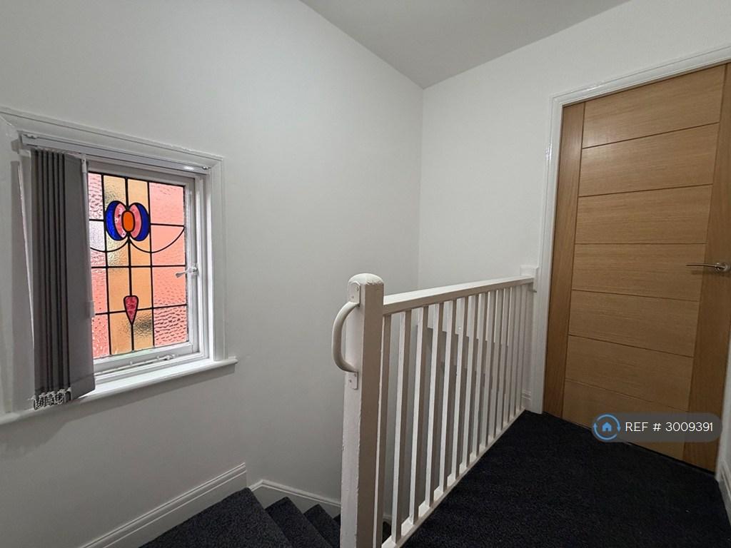 House in Leeds - View 5