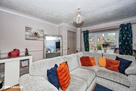 3 bedroom semi-detached house for sale, Leyburn Close, Wigan, WN1