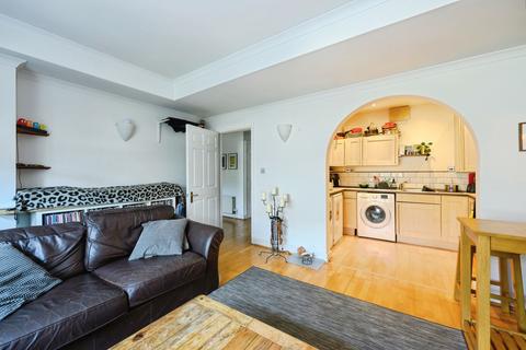 undefined, Brighton Road, Purley, CR8