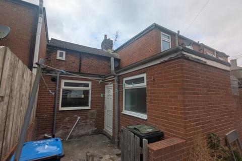 2 bedroom terraced house to rent, 4 Mill Street, Willington DL15
