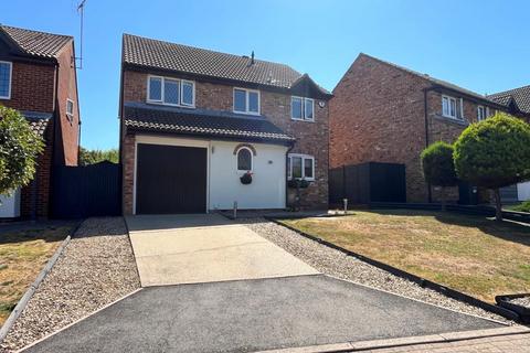 4 bedroom detached house for sale, The Sandpipers, Gravesend, DA12