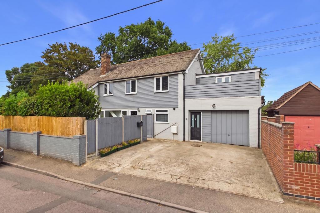 5 bedroom detached house for sale in Sudbury on OnTheMarket 5 bedroom detached house for sale in Sudbury on OnTheMarket