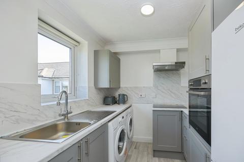 1 bedroom flat for sale, Oakleigh Close, SWANLEY, Kent, BR8