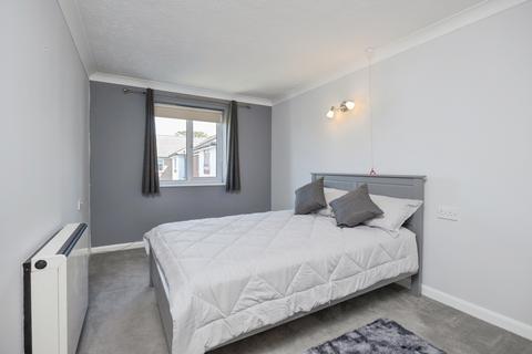 1 bedroom flat for sale, Oakleigh Close, SWANLEY, Kent, BR8