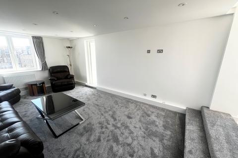 2 bedroom apartment to rent, West Cliff Road, Bournemouth, BH2