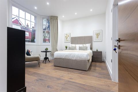 undefined, Hillcrest Road, London, W3