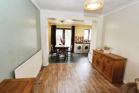 3 bedroom semi-detached house for sale, Cheam Close, Coventry, CV6