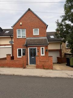 3 bedroom detached house to rent, Gill Terrace, Sunderland, Tyne and Wear, SR4