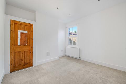 2 bedroom maisonette for sale, Alexandra Road, Croydon, CR0