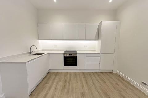 2 bedroom apartment to rent, London Road, Slough, Berkshire, SL3