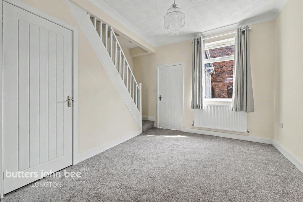 House in Stoke-On-Trent - More