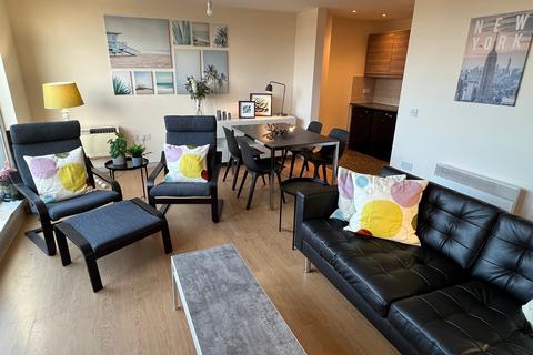 3 bedroom apartment to rent, Hulme High Street, Manchester, M15