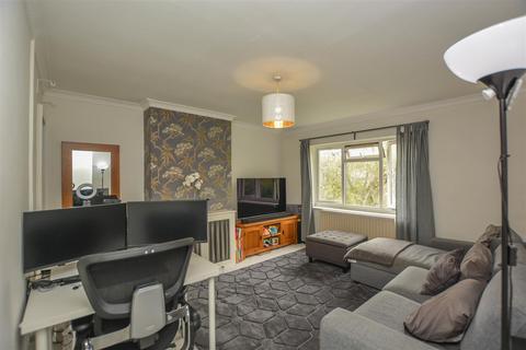 1 bedroom maisonette for sale, Hawthorn Avenue, Brentwood