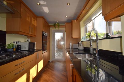 3 bedroom link detached house for sale, Lower Makinson Fold, Horwich, Bolton