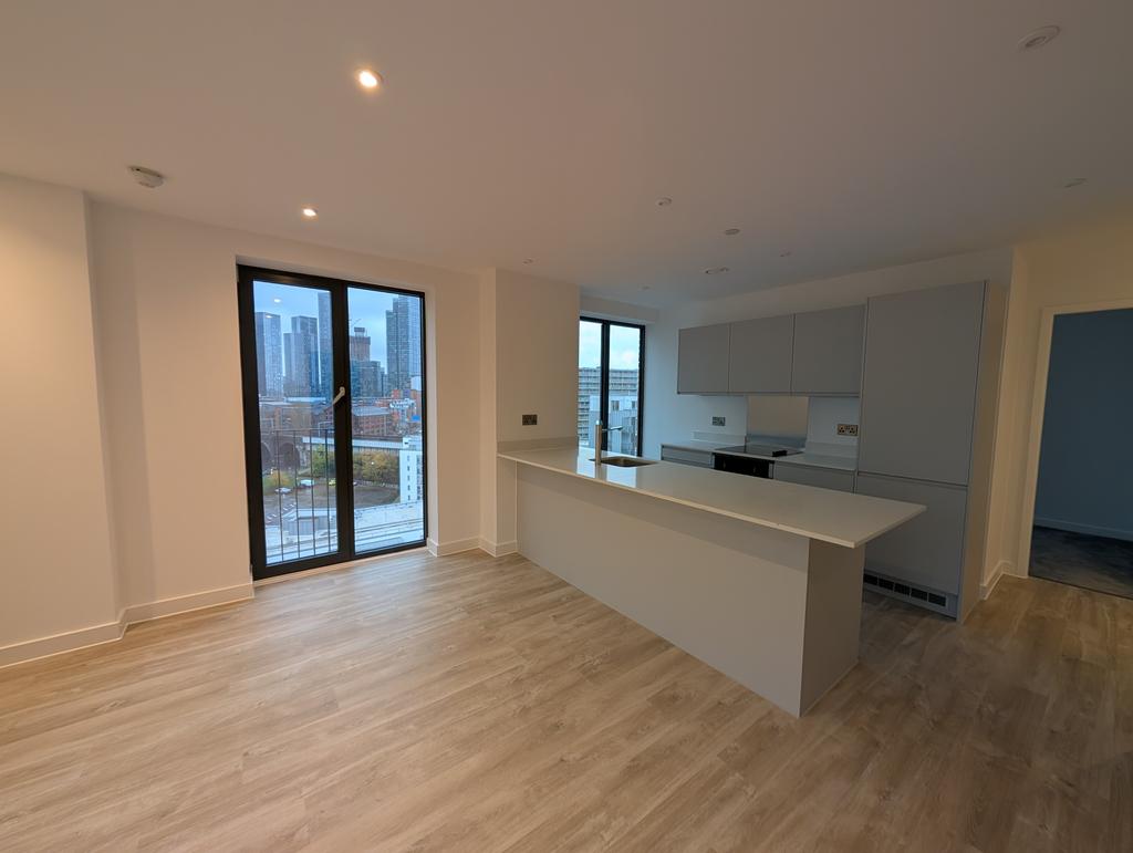 Apartment in Salford - View 3