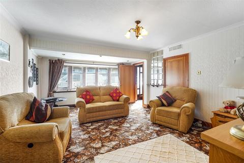 4 bedroom detached house for sale, Bryan Close, Hurworth, Darlington