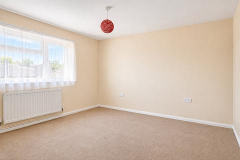 2 bedroom maisonette to rent, Tavistock Walk,, Aylesbury