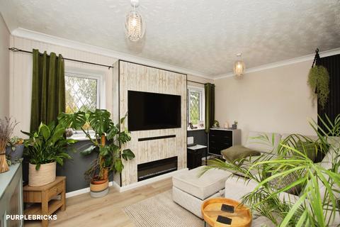 3 bedroom semi-detached house for sale, Fieldside Close, Walton Park, Preston, PR5