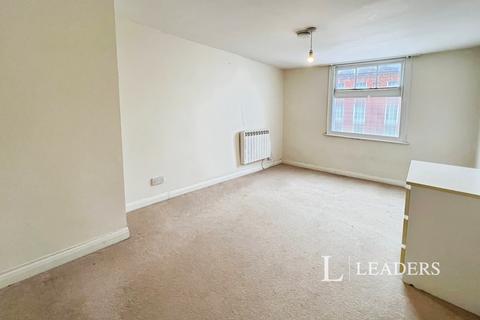 2 bedroom flat to rent, Market Square, Buckingham, Buckinghamshire, MK18
