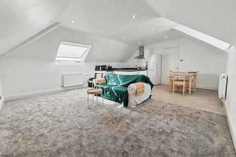 2 bedroom flat for sale, Greenhill