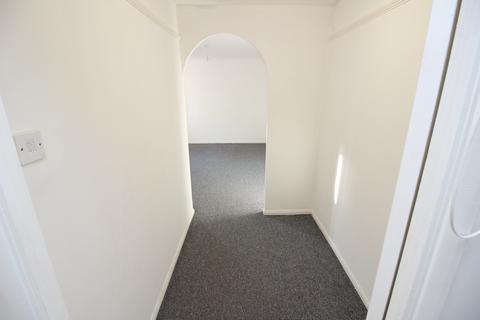 2 bedroom flat to rent, Percy Gardens, Worcester Park KT4