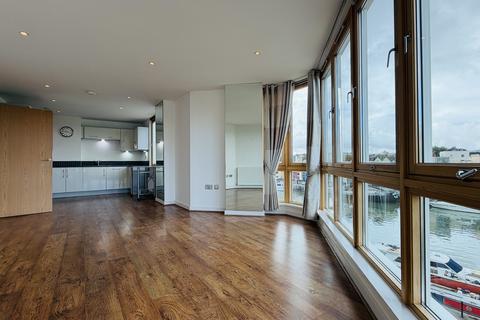 2 bedroom apartment to rent, Hannover Quay, Bristol, BS1