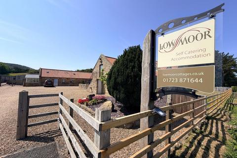 undefined, Low Moor Farm, Barmoor Lane, Scalby, Scarborough, North Yorkshire YO13 0DN